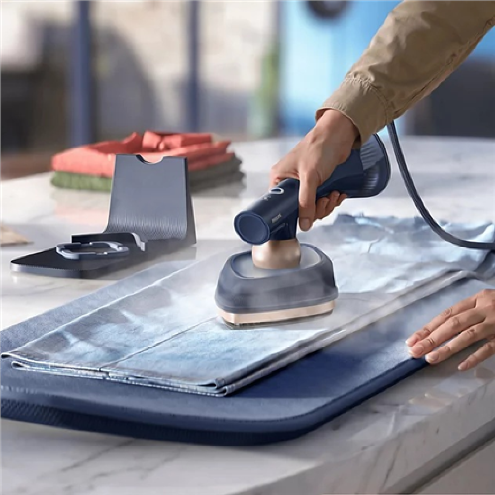 Philips Steam Iron with Soft Board , OneTurn GC215/20 , Steam Iron , 1800 W , Water tank capacity 200+300 ml , Continuous steam 45 g/min , Steam boost performance 90 g/min , Blue