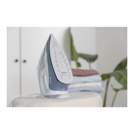 Gorenje Steam Iron , SIK2600WB , Steam Iron , 2600 W , Water tank capacity 450 ml , Continuous steam 45 g/min , Blue/Black