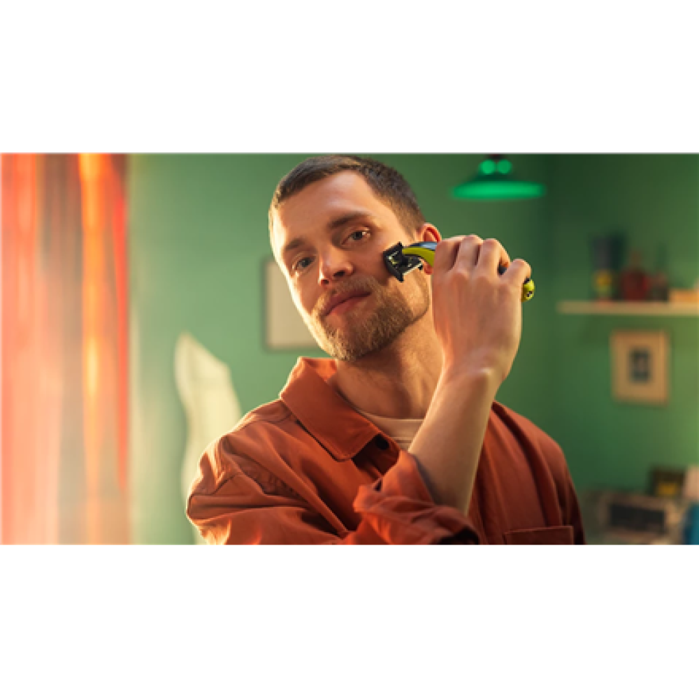 Philips Shaver , QP2724/10 OneBlade , Operating time (max) 45 min , Wet & Dry , NiMH , Black/Lime