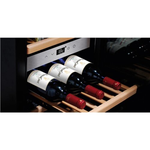 Caso , Wine cooler , WineChef Pro 40 , Energy efficiency class G , Showcase , Free standing , Bottles capacity Up to 40 bottles , Cooling type Compressor technology , Stainless steel/Black