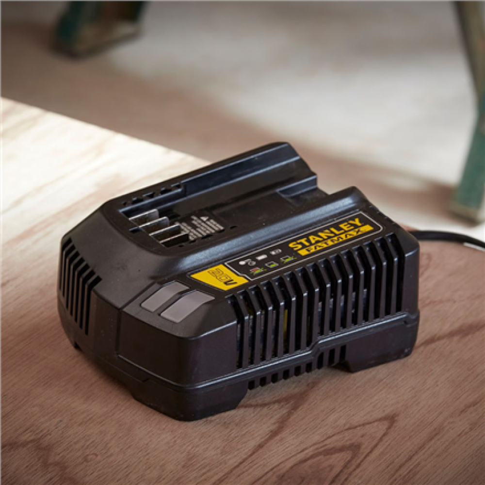 Stanley , 18V V20 4A Fast Charger , SFMCB14-QW