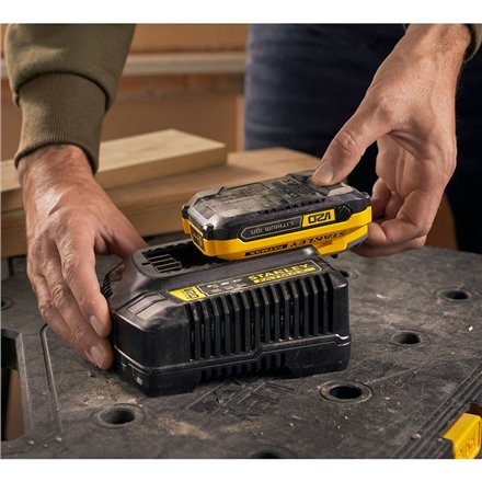 Stanley , 18V V20 4A Fast Charger , SFMCB14-QW