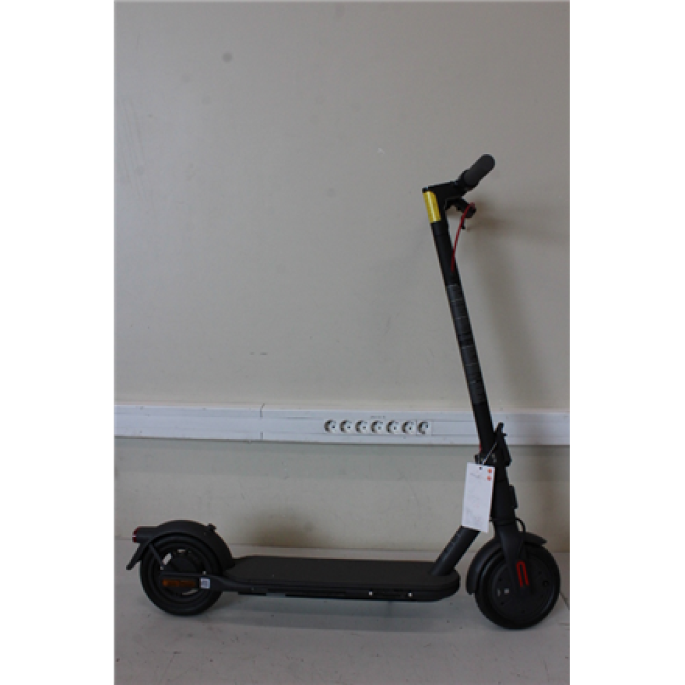 SALE OUT. Xiaomi Electric Scooter 4 Lite EU , Xiaomi Electric Scooter 4 Lite EU , 300 W , 25 km/h , 8.5 , 3 month(s) , Black , USED AS DEMO, SCRATCHED, DIRTY, DAMAGED PACKAGING