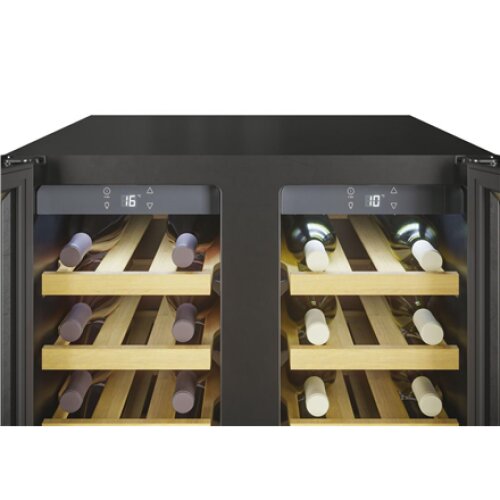 Candy , Wine Cooler , CCVB 60D/1 , Energy efficiency class G , Built-in , Bottles capacity 38 , Cooling type , Black