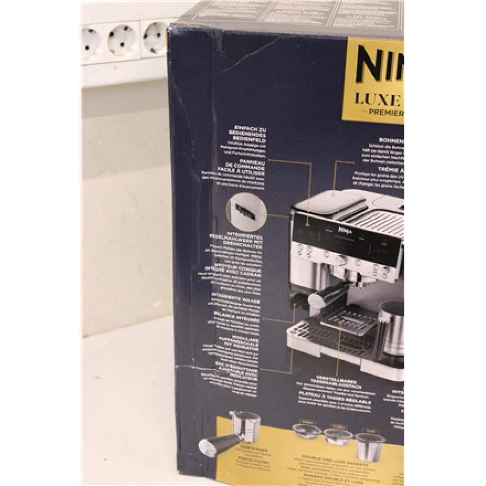 SALE OUT. Ninja ES601EU Luxe Café Premier Coffee maker, Stainless Steel , NINJA Espresso Coffee Maker , ES601EU Luxe Café Premier , Pump pressure 11 bar , Built-in milk frother , Ground , 1650 W , Black/Stainless Steel , DAMAGED PACKAGING