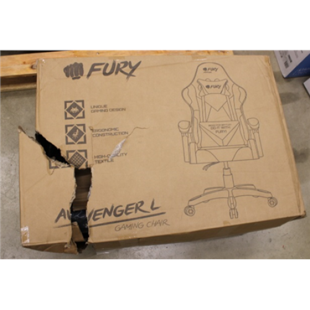 SALE OUT. Fury Black/White DAMAGED PACKAGING, SCRATCHED PAINT ON METAL PART
