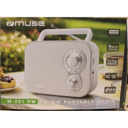SALE OUT. Muse M-051RW Portable Radio , Muse Portable Radio , M-051RW , AUX in , White , DAMAGED PACKAGING