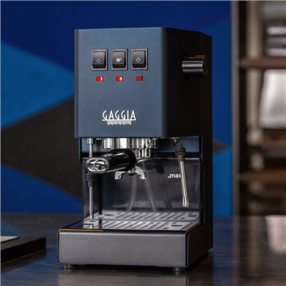 Gaggia Coffee Maker , RI9481/15 Classic E24 , Pump pressure 15 bar , Built-in milk frother , Semi-automatic , Classic Blue