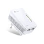 TP-LINK , AV600 Wi-Fi Powerline Extender , TL-WPA4220 , 10/100 Mbit/s , Ethernet LAN (RJ-45) ports 2 , 802.11n , Wi-Fi data rate (max) 300 Mbit/s , Data transfer rate (max) 600 Mbit/s