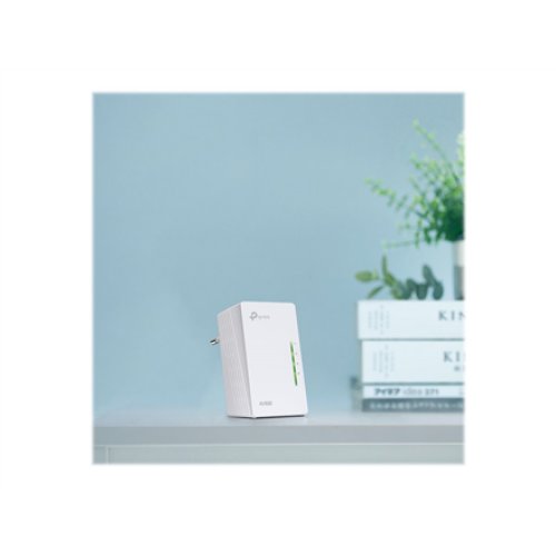 TP-LINK , AV600 Wi-Fi Powerline Extender , TL-WPA4220 , 10/100 Mbit/s , Ethernet LAN (RJ-45) ports 2 , 802.11n , Wi-Fi data rate (max) 300 Mbit/s , Data transfer rate (max) 600 Mbit/s