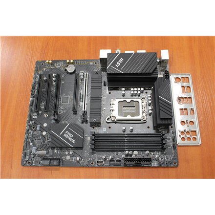 SALE OUT. MSI PRO B760-P WIFI DDR4 , Processor family Intel , Processor socket LGA1700 , DDR4 , Supported hard disk drive interfaces SATA, M.2 , Number of SATA connectors 4 , USED, REFURBISHED, WITHOUT ACCESSORIES AND ORIGINAL PACKAGING, ONLY BACK PANEL I