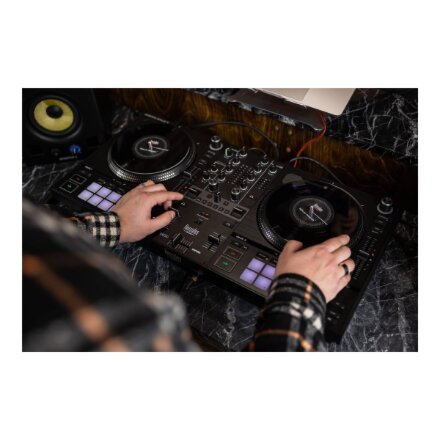 Hercules , DJControl Impulse T7 , USB connectivity