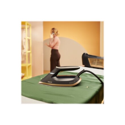 Philips Steam Station , PSG6064/80 6000 Series PerfectCare , 2400 W , 1.8 L , 8 bar , Auto power off , Vertical steam function , Calc-clean function