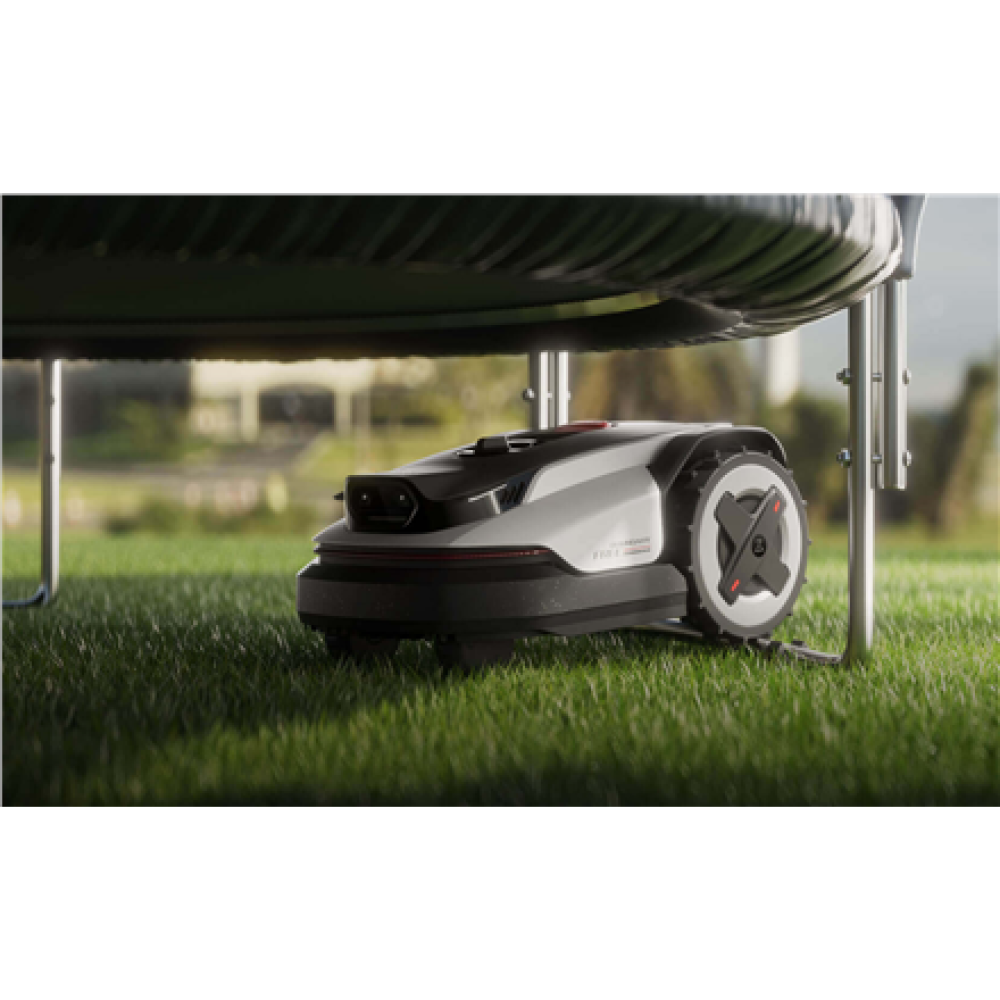 Roborock RockNeo Q110 Mower, 2WD, 1000m², RTK + VSLAM, (Edge Cutting module sold separately)