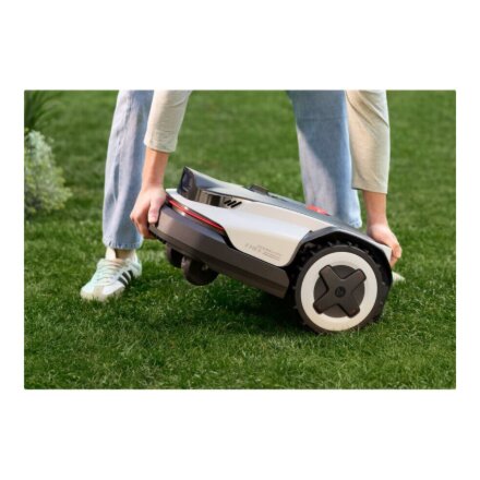 Roborock RockNeo Q110 Mower, 2WD, 1000m², RTK + VSLAM, (Edge Cutting module sold separately)