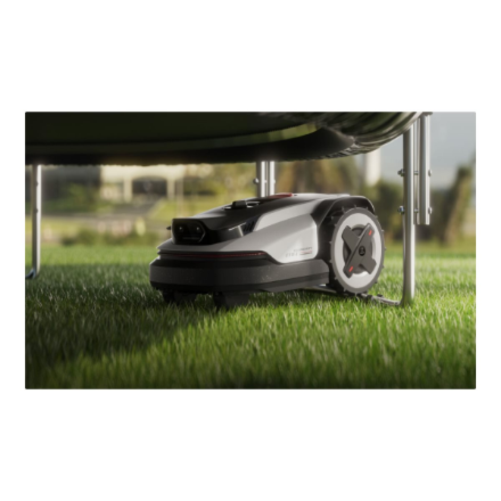 Roborock RockNeo Q110 Mower, 2WD, 1000m², RTK + VSLAM, (Edge Cutting module sold separately)