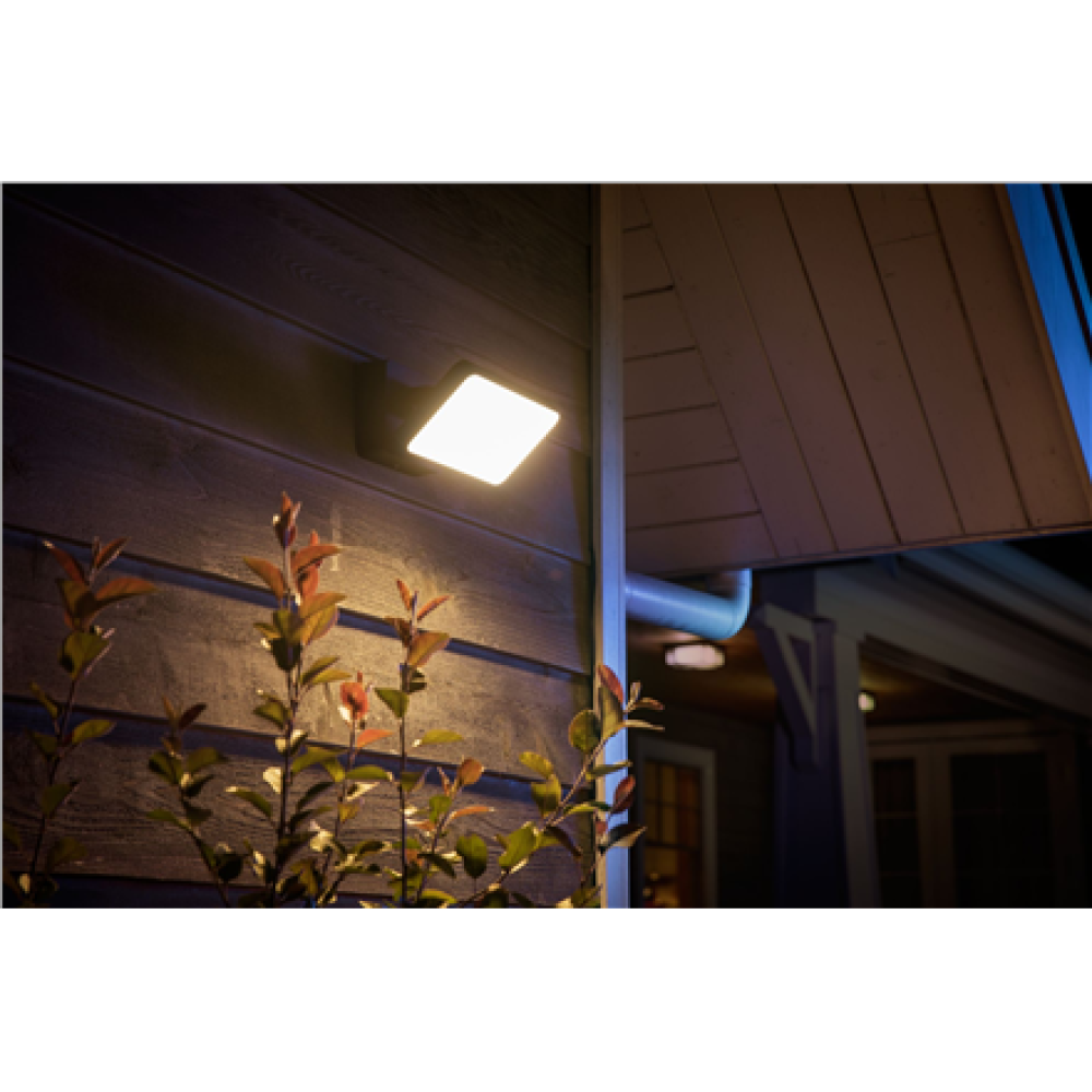 Philips Hue Welcome Outdoor Floodlight , Warm white