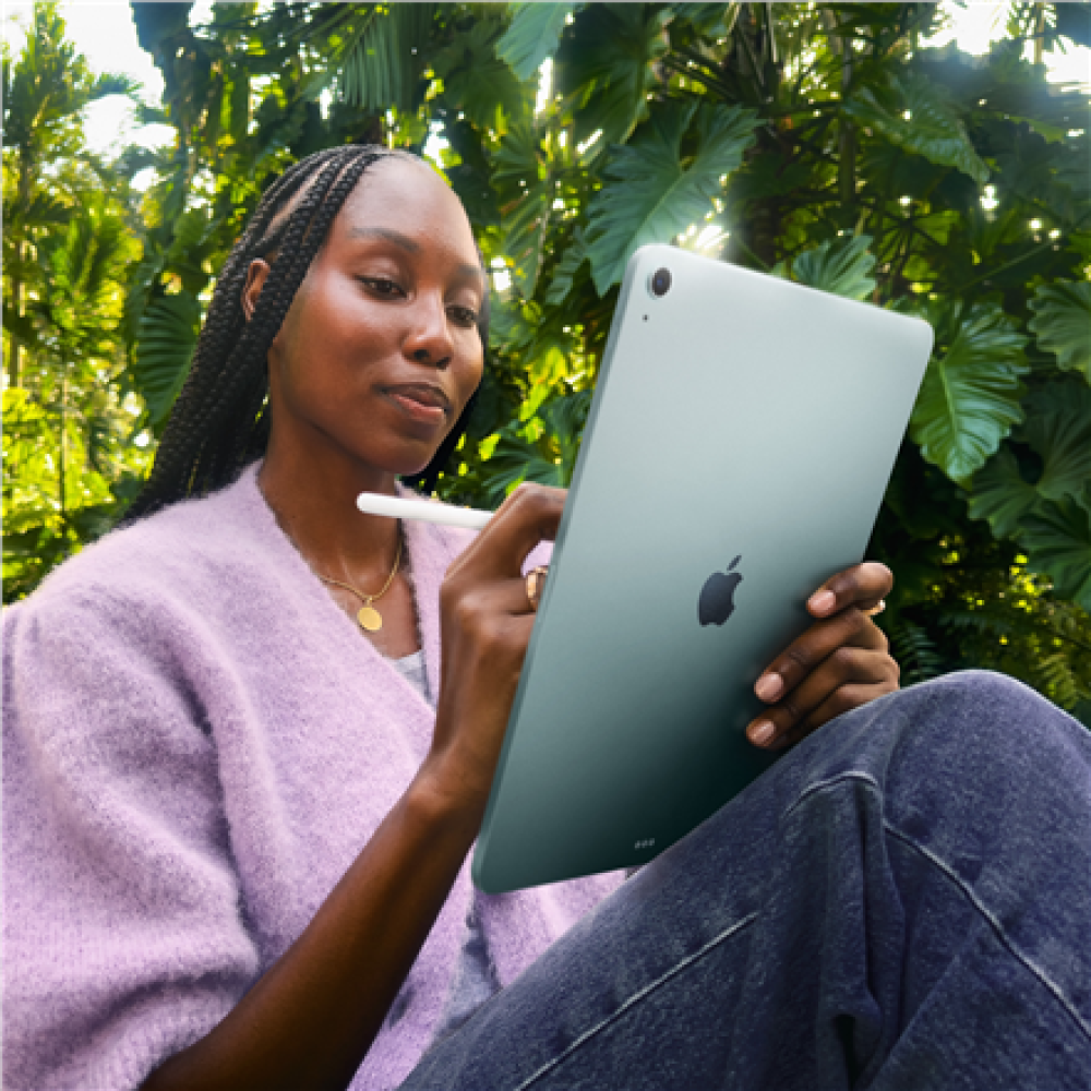 Apple iPad Air , 13 , Space Grey , Liquid Retina , 2732 x 2048 pixels , Apple M3 , 256 GB , 256 GB , Wi-Fi , Front camera , 12 MP , Rear camera , 12 MP , Bluetooth , 5.3 , iOS