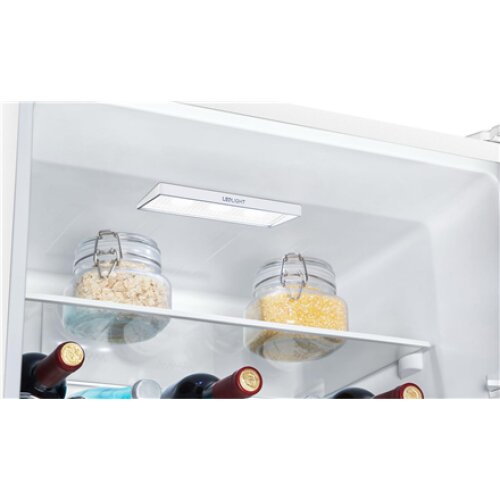 Gorenje N619EAW4 , Energy efficiency class E , Free standing , Combi , Height 186 cm , No Frost system , Fridge net capacity 207 L , Freezer net capacity 97 L , Display , 39 dB , White