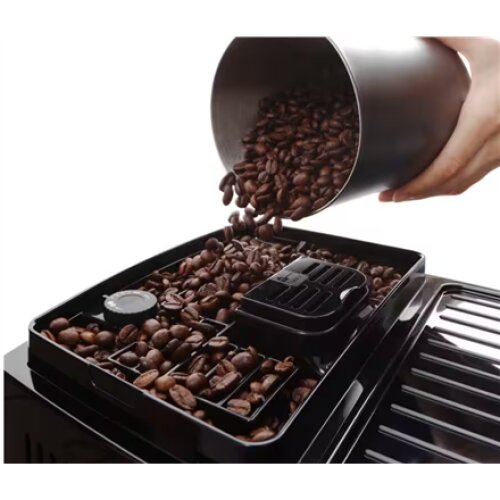 Delonghi , Magnifica Start ECAM220.22GB , Pump pressure 15 bar , Built-in milk frother , Automatic , 1450 W , Black