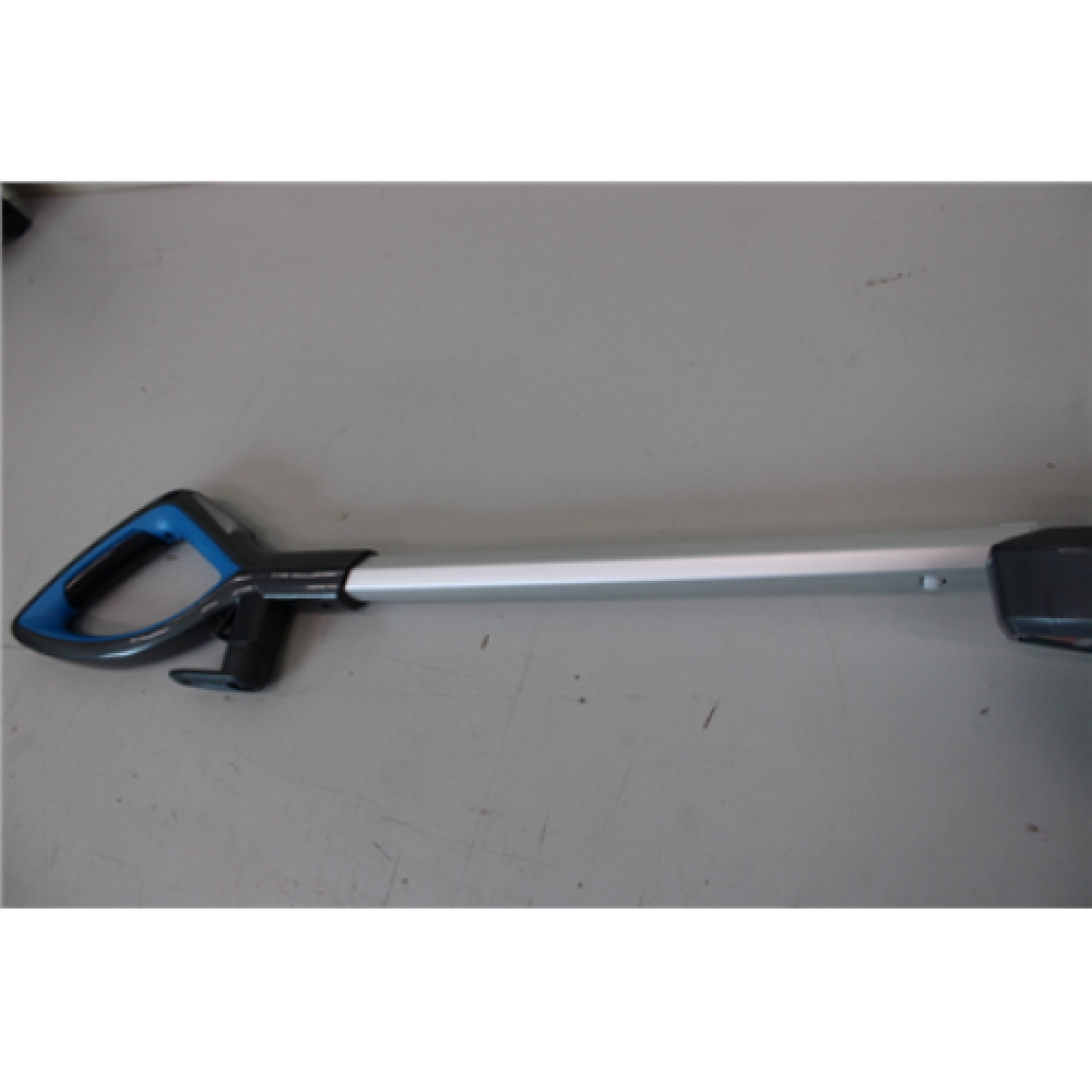 SALE OUT. , Bissell Vacuum and steam cleaner , Vac & Steam , Power 1600 W , Steam pressure Not Applicable. Works with Flash Heater Technology bar , Water tank capacity 0.4 L , Blue/Titanium , DAMAGED PACKAGING, SCRATCHES