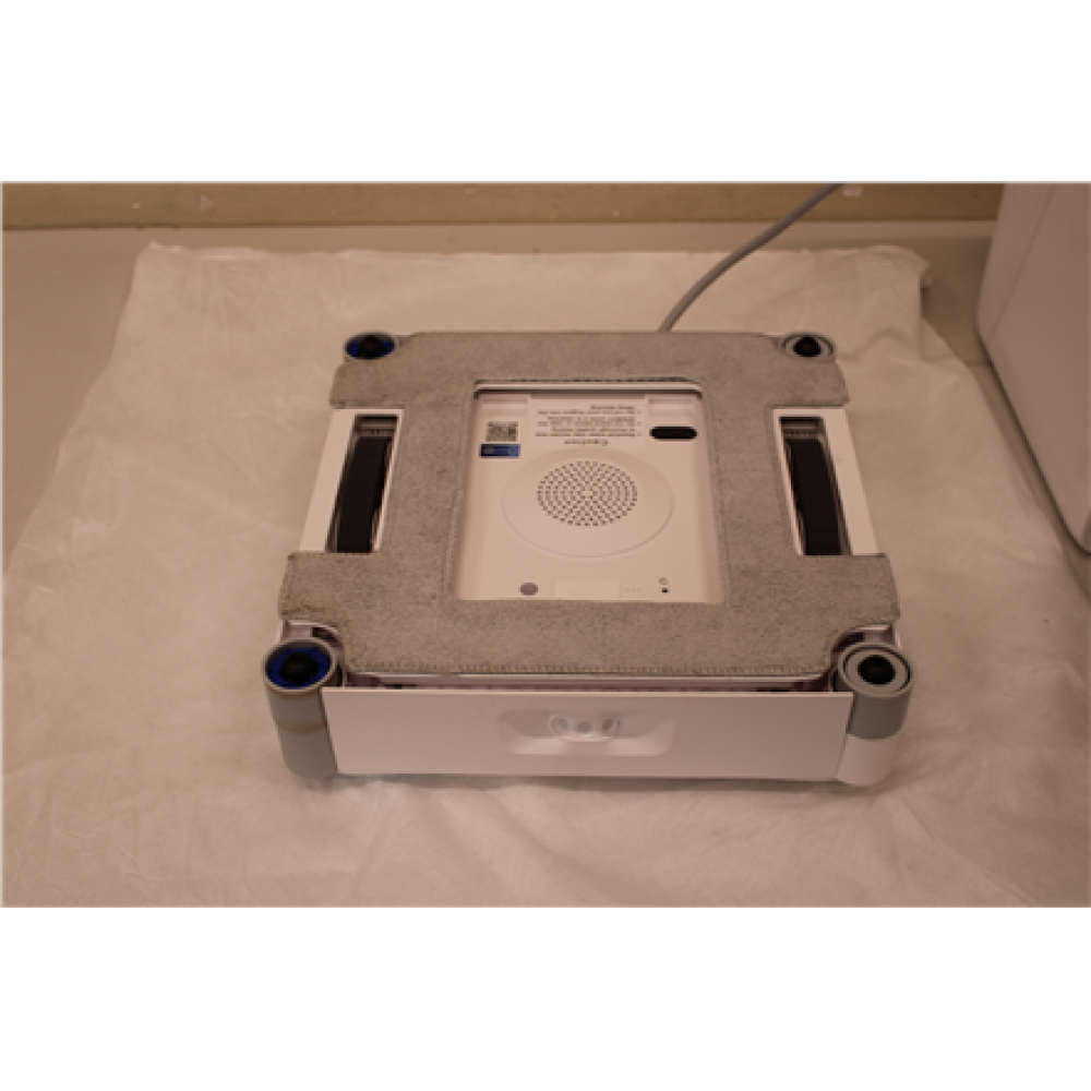 SALE OUT. Ecovacs WINBOT W2S OMNI Window cleaning robot, White/Silver , Ecovacs Window Cleaning Robot , WINBOT W2S OMNI , Corded , 8000 Pa , White , USED, DIRTY