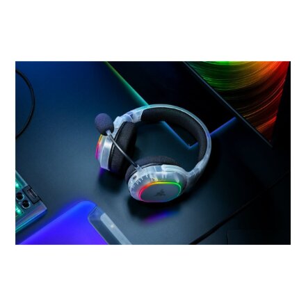Razer Multi-Platform Gaming Headset , Barracuda X Chroma , Bluetooth , Over-Ear , Microphone , Phantom White Edition , Wireless
