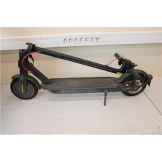 SALE OUT. Xiaomi Mi Electric Scooter Pro 2 (Black) , Xiaomi Mi Electric Scooter Pro 2 , 600 W , 25 km/h , 3 month(s) , Black , USED, SCRATCHED, DIRTY, SMALL CRACK BEHIND LEG, MISSING: CHARGER, MANUAL AND LEFT BACK REFLECTOR