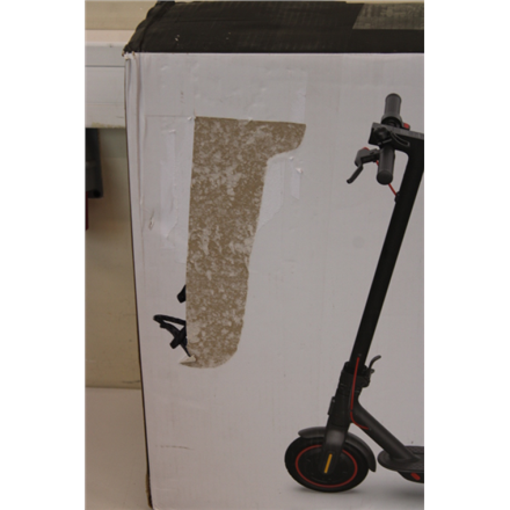 SALE OUT. Xiaomi Mi Electric Scooter Pro 2 (Black) , Xiaomi Mi Electric Scooter Pro 2 , 600 W , 25 km/h , 3 month(s) , Black , USED, SCRATCHED, DIRTY, SMALL CRACK BEHIND LEG, MISSING: CHARGER, MANUAL AND LEFT BACK REFLECTOR