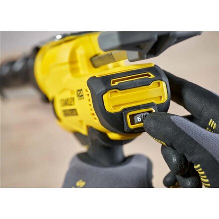 Stanley , 18V V20 Caulk Gun (Tool Only) , SFMCE600B-XJ