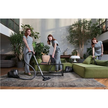 Hoover Vacuum Cleaner , HP105HM 011 , Bagless , Power 700 W , Dust capacity 2 L , Black