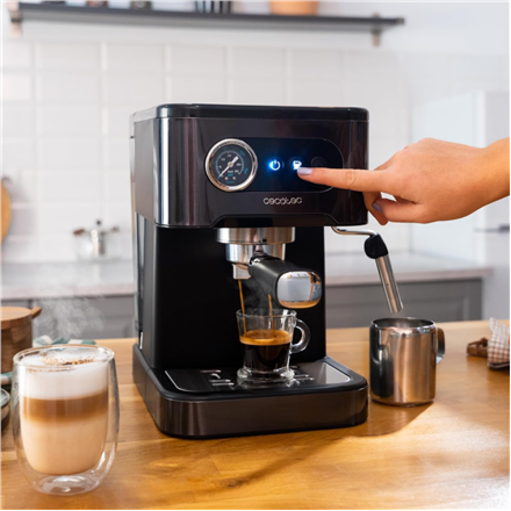 Cecotec Coffee machine , Power Espresso 20 Pro Latte , Pump pressure 20 bar , Built-in milk frother , Semi-automatic , Black , 1350 W
