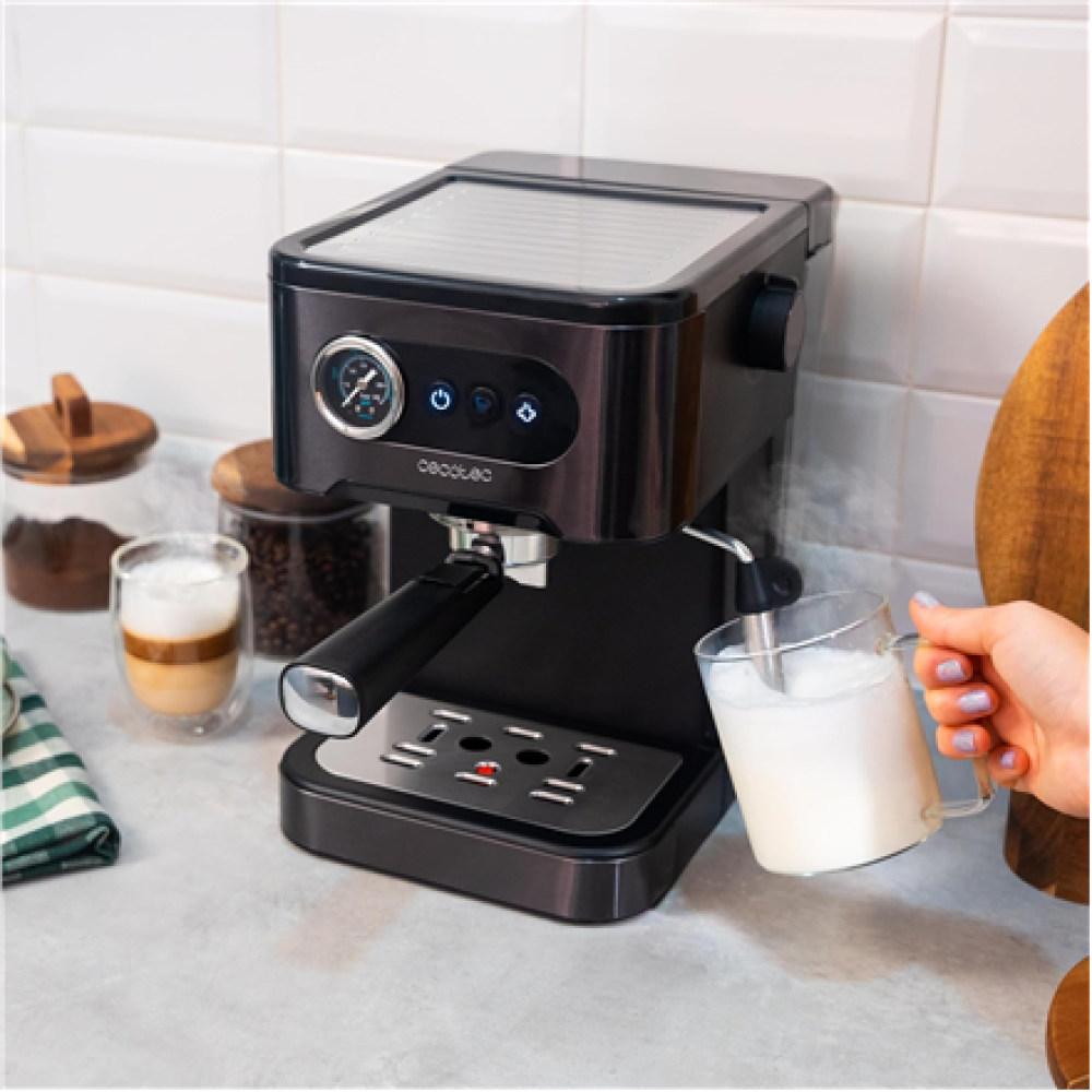 Cecotec Coffee machine , Power Espresso 20 Pro Latte , Pump pressure 20 bar , Built-in milk frother , Semi-automatic , Black , 1350 W
