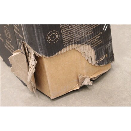 SALE OUT. Xiaomi Electric Scooter 6 GL , Xiaomi 24 month(s) , DAMAGED PACKAGING AND PAINT (FRONT - LEFT AND RIGHT SIDE)