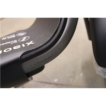 SALE OUT. Xiaomi Electric Scooter 6 GL , Xiaomi 24 month(s) , DAMAGED PACKAGING AND PAINT (FRONT - LEFT AND RIGHT SIDE)