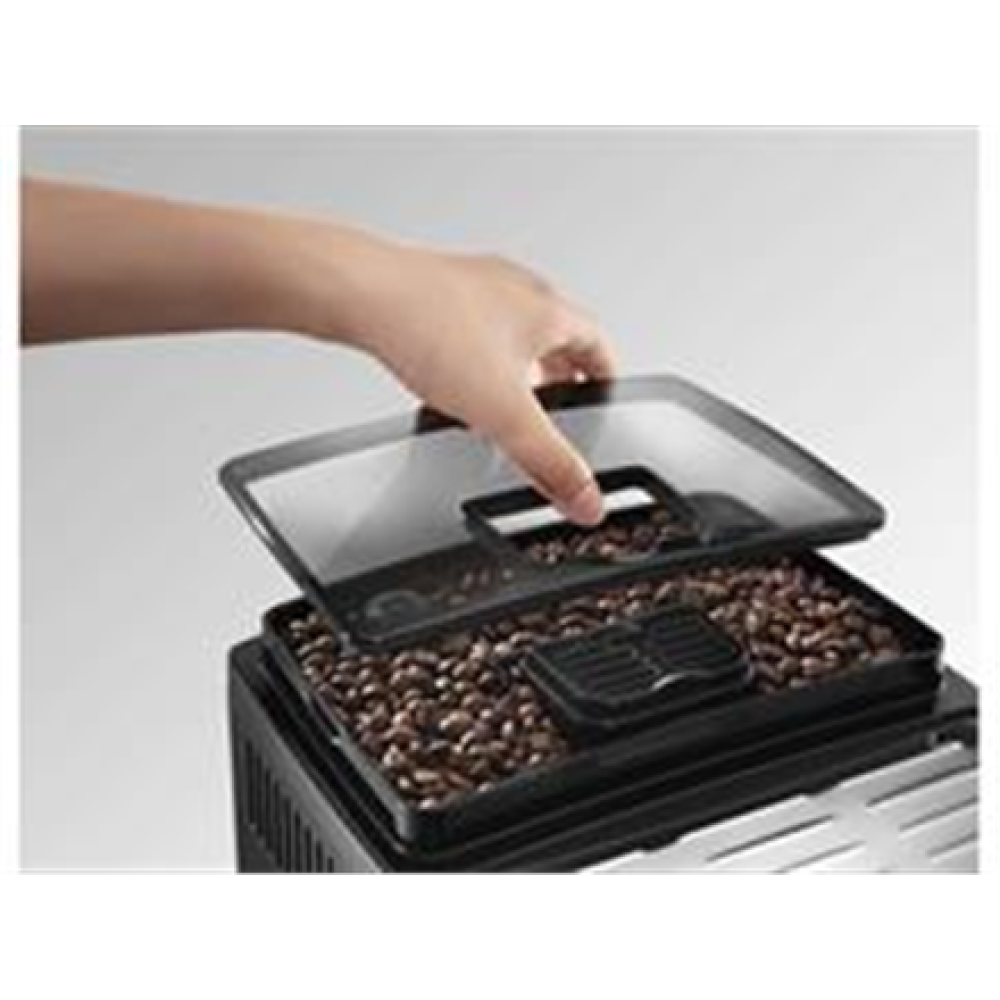Delonghi , Coffee Maker , Magnifica S , Pump pressure 14 bar , Built-in milk frother , Fully automatic , Black , 1450 W