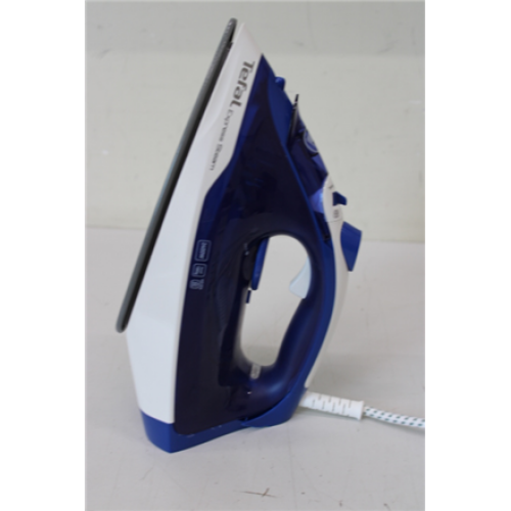 SALE OUT. TEFAL FV2838E0 Steam Iron, Water Tank 0.27 L, Countinuous Steam 40 g/min, Blue/White , TEFAL FV2838E0 , Steam Iron , 2400 W , Water tank capacity 270 ml , Continuous steam 40 g/min , Blue/White , DAMAGED PACKAGING, BROKEN CORPUS ON SIDE