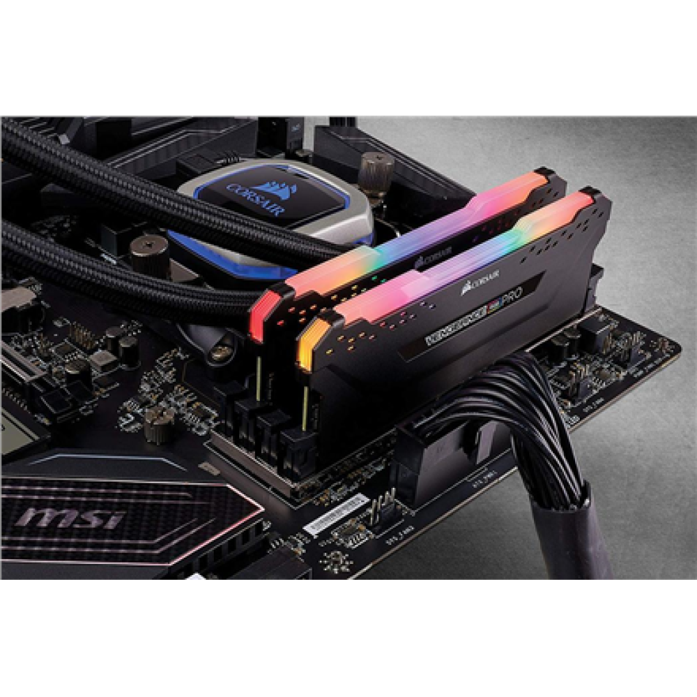 Corsair , C18 Memory Kit , VENGEANCE RGB PRO , 32 GB , DDR4 , 3600 MHz , PC/server , Registered No , ECC No