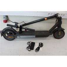 SALE OUT. Xiaomi Mi Electric Scooter Pro 2 (Black) , Xiaomi Mi Electric Scooter Pro 2 , 600 W , 25 km/h , 24 month(s) , Black , DAMAGED PACKAGING, SCRATCHED, DIRTY, MISSING KEY, SCREWS, MANUAL