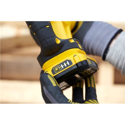Stanley , 18V V20 Reciprocating Saw - 2 x 2.0Ah Kitbox , SFMCS300D2K-QW , 18 V
