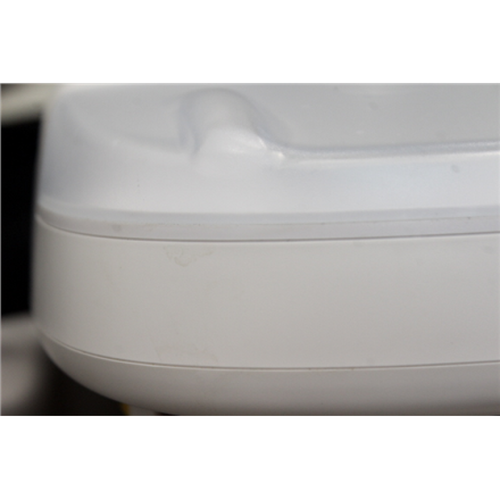 SALE OUT. , HUTT , Windows Cleaning Robot , C6 , Corded , 3800 Pa , White , DAMAGED PACKAGING, REMOTE CONTROL AND WIPES ARE MISSING