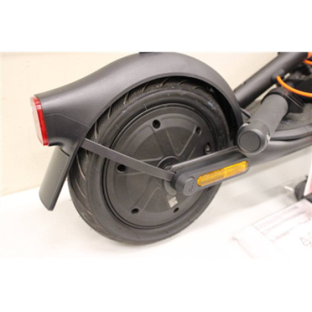 SALE OUT. Segway Kickscooter F2 Pro E Up to 25 km/h 10 USED, REFURBISHED, SCRATCHED Black