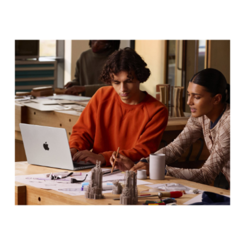 Apple MacBook , Pro , Silver , 14 , 3024 x 1964 pixels , Apple M5 , 16 GB , Solid-state drive capacity 1000 GB , Apple M5 chip 10-core CPU/10-core GPU , macOS , 802.11ax , Bluetooth version 5.3 , Keyboard language English , Keyboard backlit