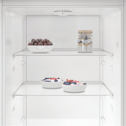 INDESIT Refrigerator , MLINS 1411 W4E , Energy efficiency class E , Free standing , Larder , Height 171.4 cm , Fridge net capacity 367 L , 38 dB , White