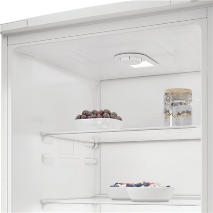 INDESIT Refrigerator , MLINS 1411 W4E , Energy efficiency class E , Free standing , Larder , Height 171.4 cm , Fridge net capacity 367 L , 38 dB , White