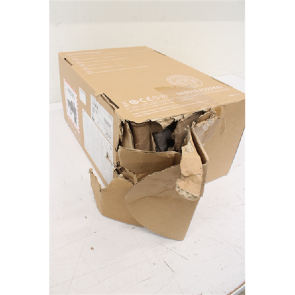 SALE OUT. Huawei FusionCharge AC Three Phase 22kW/32A , Huawei , FusionCharge AC , Three Phase , 22 kW , Wi-Fi/Ethernet , Automatic Switch between 1 Phase and 3 Phase; More Usable Green Power; 3 Ways Authentication: Bluetooth, RFID and APP Avoid Accidenta