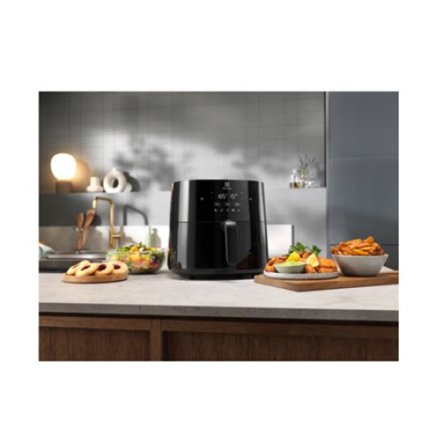 Electrolux , Hot Air Fryer , 700 EAF5B , Power 1500 W , Capacity 5 L , Black