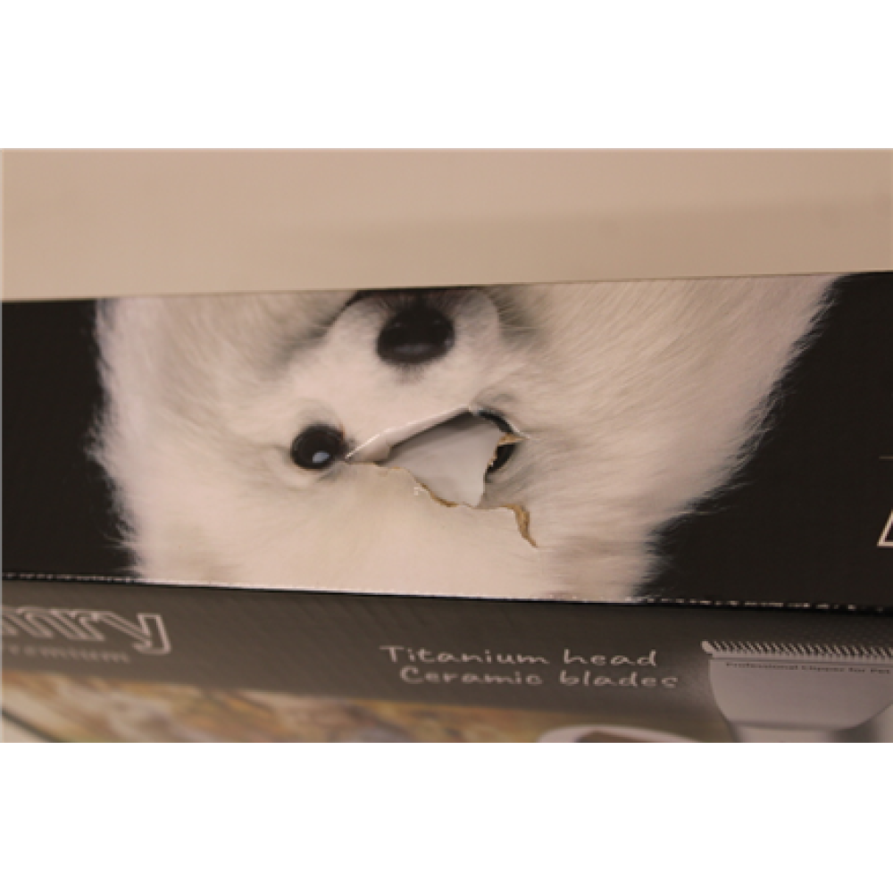 SALE OUT. Camry CR 2821 Hair clipper for pets, Titanium head with ceramic blade, 4 comb attachments: 3, 6, 9, 12 mm - WITHOUT N12 NOOZLE , Camry , CR 2821 , Hair clipper for pets