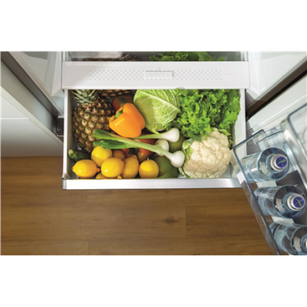Gorenje , Refrigerator , NRK6202AXL4 , Energy efficiency class E , Free standing , Combi , Height 200 cm , No Frost system , Fridge net capacity 235 L , Freezer net capacity 96 L , Display , 38 dB , Stainless steel