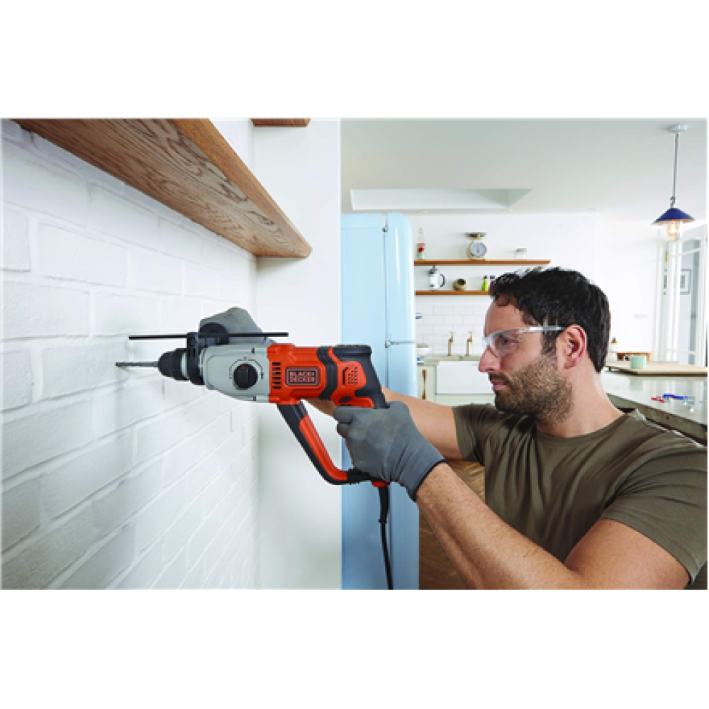 BLACK & DECKER Hammer drill, SDS-plus , BEHS02K-QS , 800 W